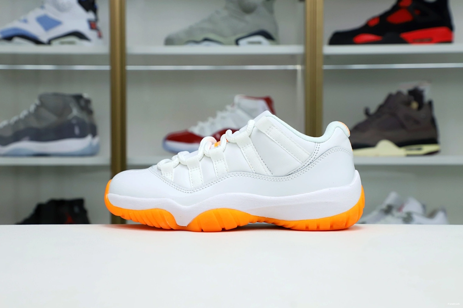 'BRIGHT WMNS 11 CITRUS' JORDAN LOW AIR RETRO 0711